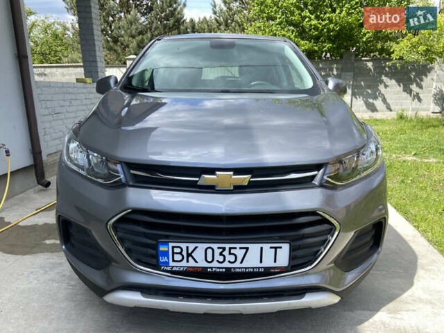 Шевроле Trax 2019 в Ровно на Automoto.ua Серый Шевроле Trax, объемом двигателя 1.4 л и пробегом 141 тыс. км за 12300 $, фото 7 на Automoto.ua