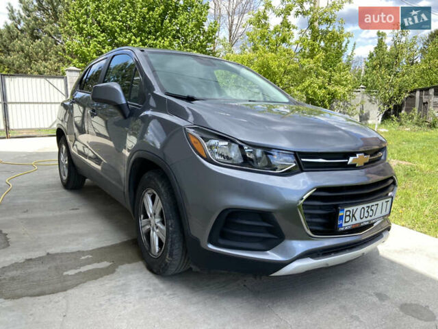 Шевроле Trax 2019 в Ровно на Automoto.ua Серый Шевроле Trax, объемом двигателя 1.4 л и пробегом 141 тыс. км за 12300 $, фото 5 на Automoto.ua