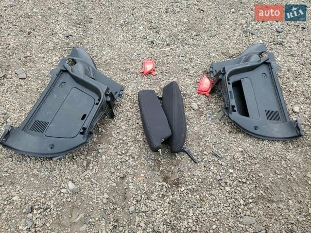 Серый Шевроле Trax, объемом двигателя 1.4 л и пробегом 38 тыс. км за 3000 $, фото 12 на Automoto.ua