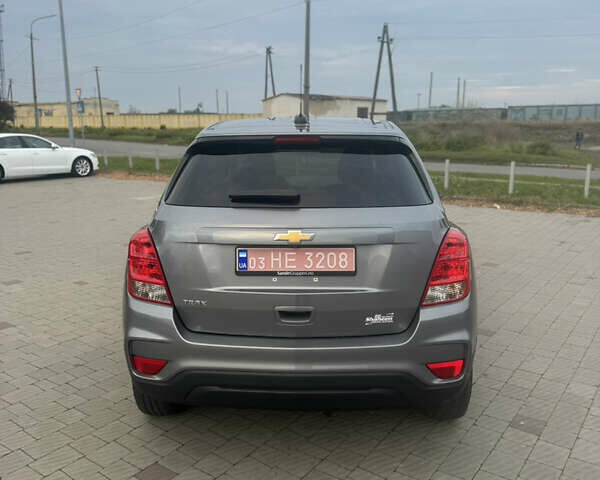 Серый Шевроле Trax, объемом двигателя 1.4 л и пробегом 202 тыс. км за 9600 $, фото 11 на Automoto.ua