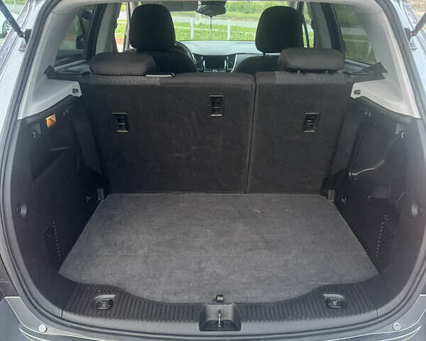 Серый Шевроле Trax, объемом двигателя 1.4 л и пробегом 202 тыс. км за 9600 $, фото 31 на Automoto.ua