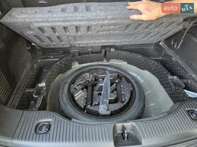 Серый Шевроле Trax, объемом двигателя 1.4 л и пробегом 19 тыс. км за 14400 $, фото 11 на Automoto.ua