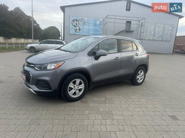 Серый Шевроле Trax, объемом двигателя 1.4 л и пробегом 202 тыс. км за 9600 $, фото 16 на Automoto.ua