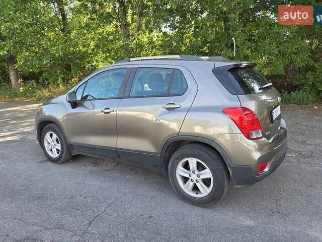 Серый Шевроле Trax, объемом двигателя 1.4 л и пробегом 19 тыс. км за 14400 $, фото 9 на Automoto.ua