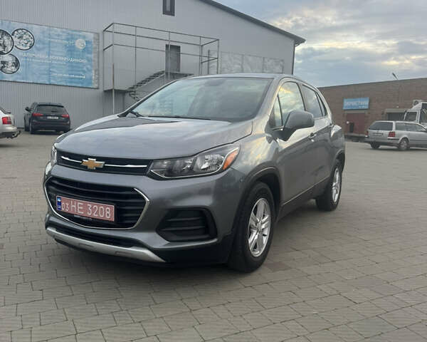 Серый Шевроле Trax, объемом двигателя 1.4 л и пробегом 202 тыс. км за 9600 $, фото 18 на Automoto.ua