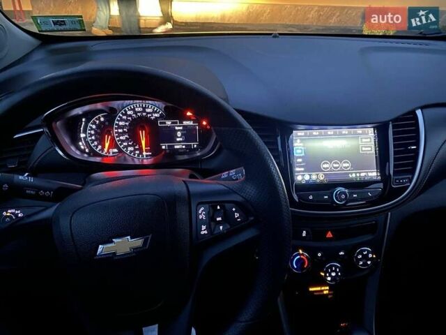 Синий Шевроле Trax, объемом двигателя 1.36 л и пробегом 150 тыс. км за 11700 $, фото 8 на Automoto.ua