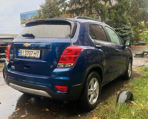 Синий Шевроле Trax, объемом двигателя 1.36 л и пробегом 80 тыс. км за 12800 $, фото 4 на Automoto.ua