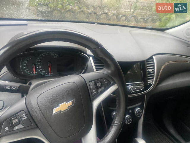 Синий Шевроле Trax, объемом двигателя 1.36 л и пробегом 80 тыс. км за 12800 $, фото 9 на Automoto.ua