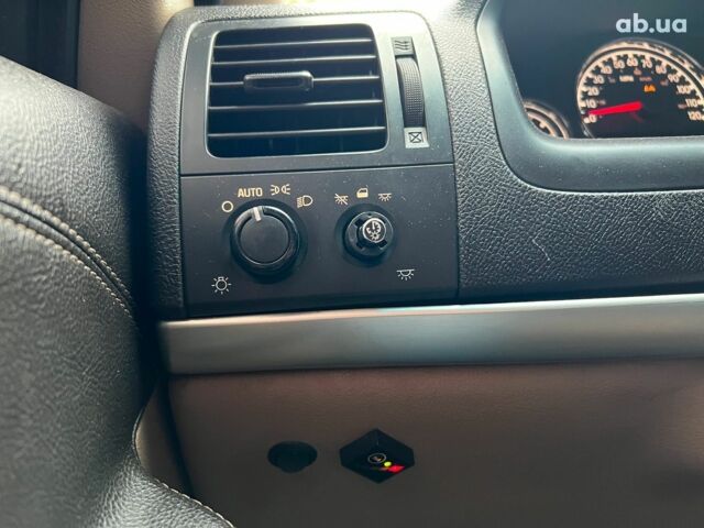 Коричневый Шевроле Аплендер, объемом двигателя 3.5 л и пробегом 344 тыс. км за 5490 $, фото 12 на Automoto.ua