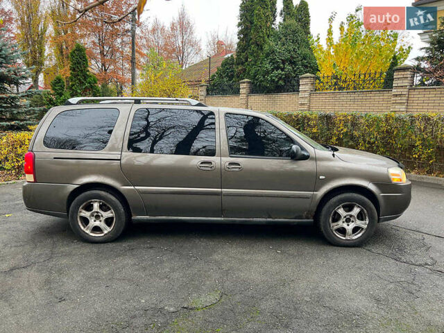 Коричневый Шевроле Аплендер, объемом двигателя 3.5 л и пробегом 344 тыс. км за 5490 $, фото 3 на Automoto.ua