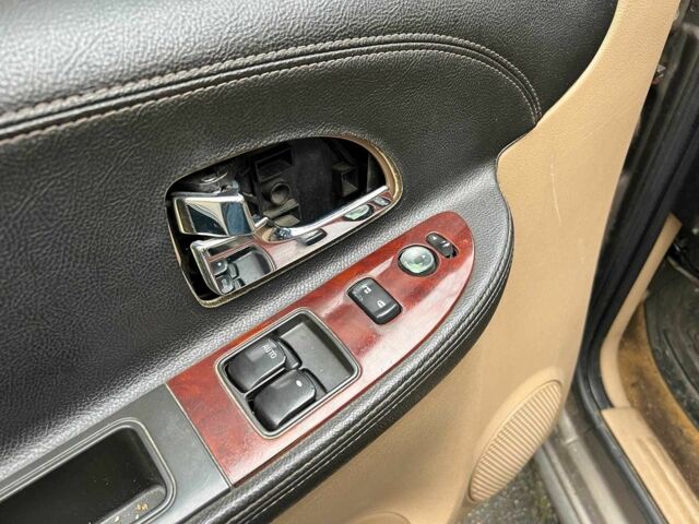 Коричневый Шевроле Аплендер, объемом двигателя 3.5 л и пробегом 344 тыс. км за 5490 $, фото 10 на Automoto.ua