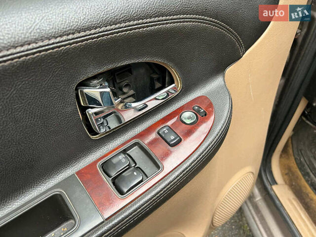 Коричневый Шевроле Аплендер, объемом двигателя 3.5 л и пробегом 344 тыс. км за 5490 $, фото 10 на Automoto.ua