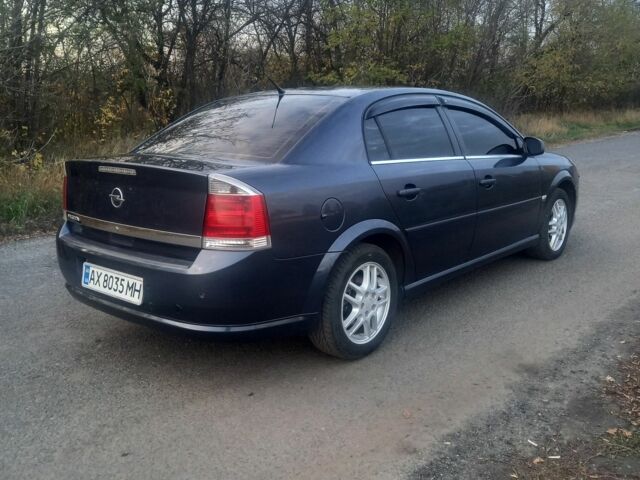 Серый Шевроле Вектра, объемом двигателя 1.8 л и пробегом 300 тыс. км за 4500 $, фото 4 на Automoto.ua