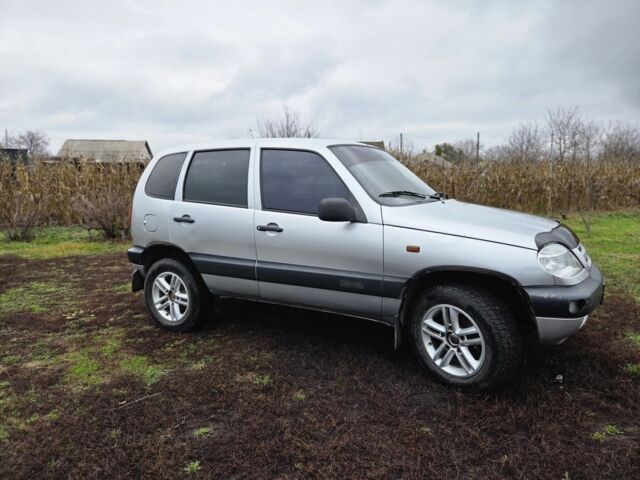 Сірий Шевроле Віва, об'ємом двигуна 1.7 л та пробігом 173 тис. км за 4200 $, фото 1 на Automoto.ua