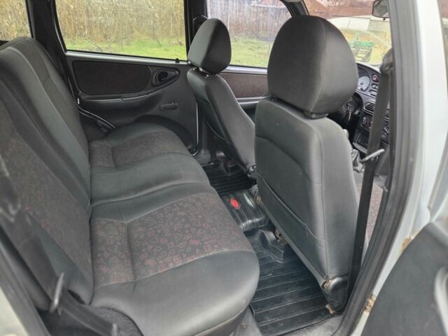 Сірий Шевроле Віва, об'ємом двигуна 1.7 л та пробігом 173 тис. км за 4200 $, фото 5 на Automoto.ua