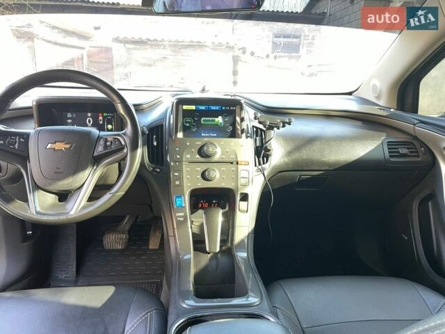 Белый Шевроле Вольт, объемом двигателя 1.4 л и пробегом 227 тыс. км за 9500 $, фото 8 на Automoto.ua