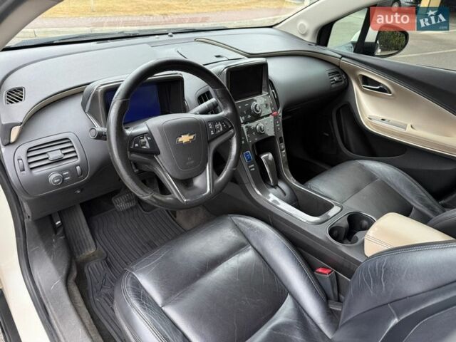 Білий Шевроле Вольт, об'ємом двигуна 1.4 л та пробігом 197 тис. км за 8000 $, фото 23 на Automoto.ua