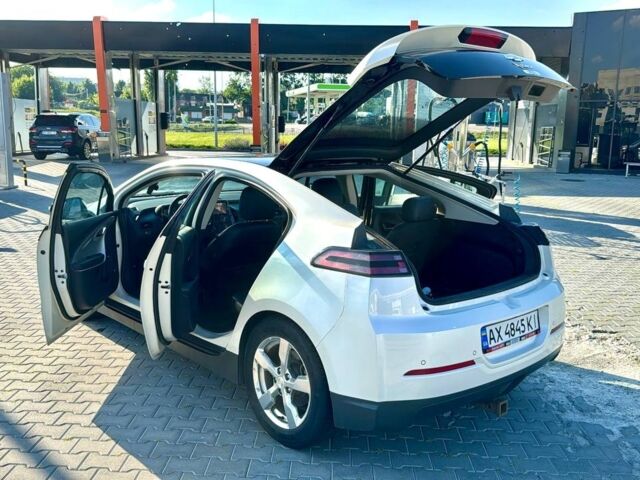 Белый Шевроле Вольт, объемом двигателя 1.4 л и пробегом 0 тыс. км за 11000 $, фото 9 на Automoto.ua