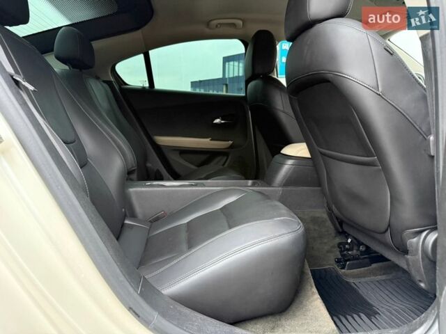 Білий Шевроле Вольт, об'ємом двигуна 1.4 л та пробігом 197 тис. км за 8000 $, фото 35 на Automoto.ua
