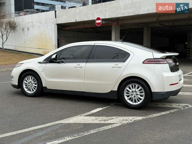 Білий Шевроле Вольт, об'ємом двигуна 1.4 л та пробігом 197 тис. км за 8000 $, фото 14 на Automoto.ua