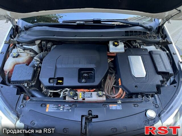 Білий Шевроле Вольт, об'ємом двигуна 1.4 л та пробігом 260 тис. км за 11500 $, фото 8 на Automoto.ua