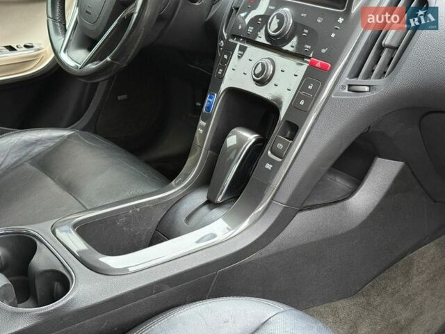 Білий Шевроле Вольт, об'ємом двигуна 1.4 л та пробігом 197 тис. км за 8000 $, фото 32 на Automoto.ua