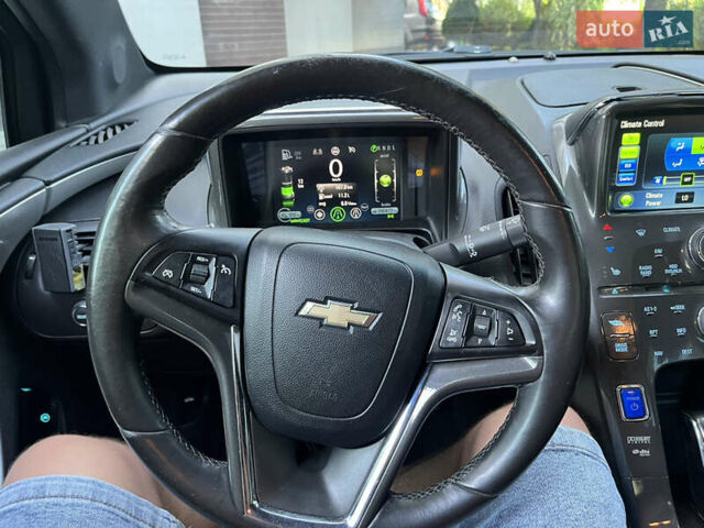 Белый Шевроле Вольт, объемом двигателя 1.4 л и пробегом 262 тыс. км за 11000 $, фото 36 на Automoto.ua