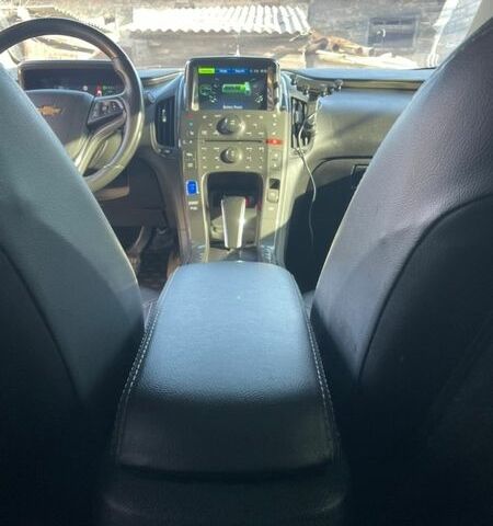 Белый Шевроле Вольт, объемом двигателя 1.4 л и пробегом 227 тыс. км за 9500 $, фото 7 на Automoto.ua