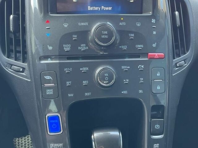 Белый Шевроле Вольт, объемом двигателя 1.4 л и пробегом 180 тыс. км за 9200 $, фото 9 на Automoto.ua