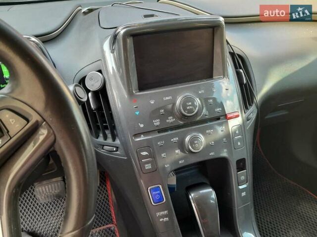 Белый Шевроле Вольт, объемом двигателя 1.4 л и пробегом 216 тыс. км за 8500 $, фото 9 на Automoto.ua