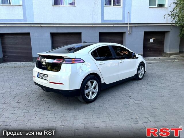 Білий Шевроле Вольт, об'ємом двигуна 1.4 л та пробігом 260 тис. км за 11500 $, фото 3 на Automoto.ua