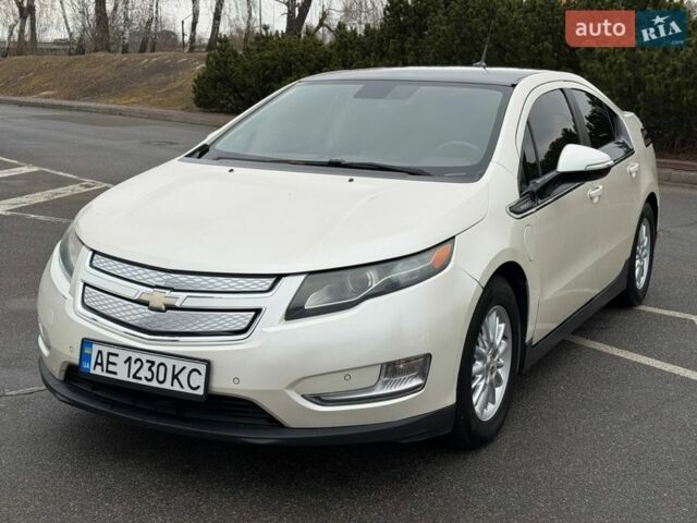 Білий Шевроле Вольт, об'ємом двигуна 1.4 л та пробігом 197 тис. км за 8000 $, фото 6 на Automoto.ua