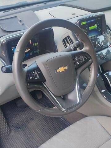 Білий Шевроле Вольт, об'ємом двигуна 1.4 л та пробігом 103 тис. км за 11500 $, фото 2 на Automoto.ua