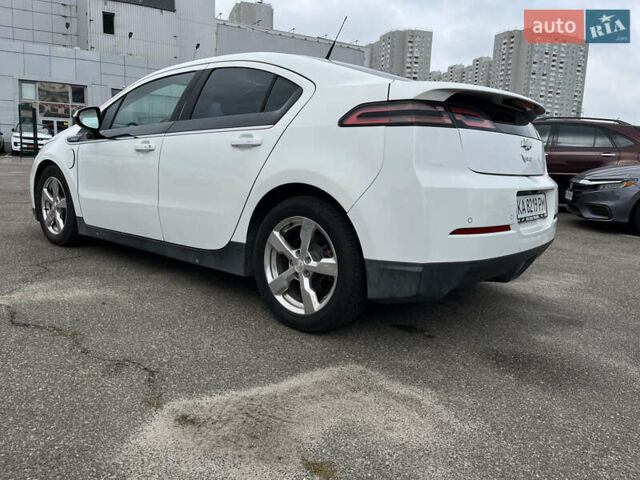 Білий Шевроле Вольт, об'ємом двигуна 1.4 л та пробігом 170 тис. км за 10650 $, фото 7 на Automoto.ua