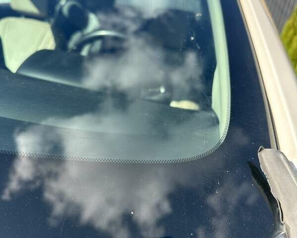 Белый Шевроле Вольт, объемом двигателя 1.4 л и пробегом 182 тыс. км за 10150 $, фото 7 на Automoto.ua