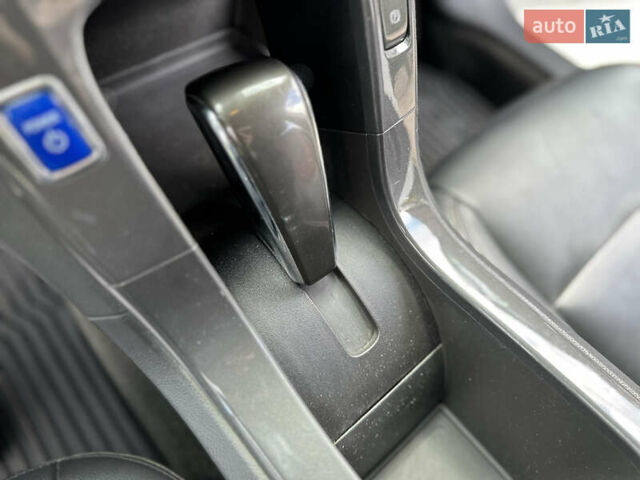 Білий Шевроле Вольт, об'ємом двигуна 1.4 л та пробігом 150 тис. км за 9000 $, фото 43 на Automoto.ua