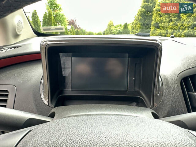 Білий Шевроле Вольт, об'ємом двигуна 1.4 л та пробігом 150 тис. км за 9000 $, фото 45 на Automoto.ua