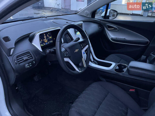 Белый Шевроле Вольт, объемом двигателя 1.4 л и пробегом 196 тыс. км за 10500 $, фото 14 на Automoto.ua