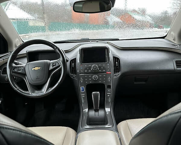 Белый Шевроле Вольт, объемом двигателя 1.4 л и пробегом 198 тыс. км за 10900 $, фото 10 на Automoto.ua