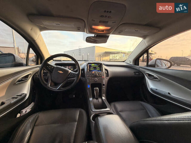 Білий Шевроле Вольт, об'ємом двигуна 1.4 л та пробігом 252 тис. км за 8499 $, фото 7 на Automoto.ua