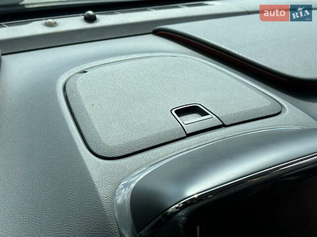 Білий Шевроле Вольт, об'ємом двигуна 1.4 л та пробігом 150 тис. км за 9000 $, фото 51 на Automoto.ua