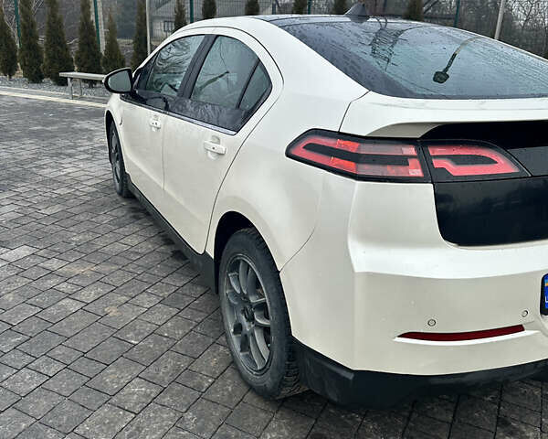 Белый Шевроле Вольт, объемом двигателя 1.4 л и пробегом 245 тыс. км за 8400 $, фото 8 на Automoto.ua