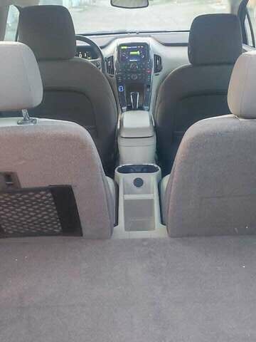 Білий Шевроле Вольт, об'ємом двигуна 1.4 л та пробігом 103 тис. км за 11500 $, фото 16 на Automoto.ua