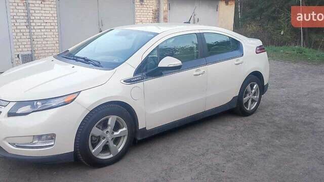 Білий Шевроле Вольт, об'ємом двигуна 1.4 л та пробігом 103 тис. км за 11500 $, фото 4 на Automoto.ua