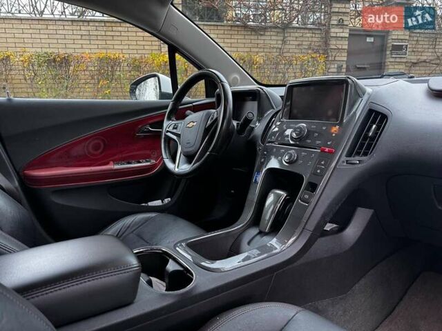 Белый Шевроле Вольт, объемом двигателя 1.4 л и пробегом 171 тыс. км за 10690 $, фото 21 на Automoto.ua