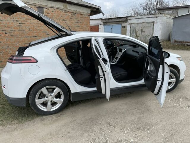 Белый Шевроле Вольт, объемом двигателя 1.4 л и пробегом 130 тыс. км за 7100 $, фото 5 на Automoto.ua