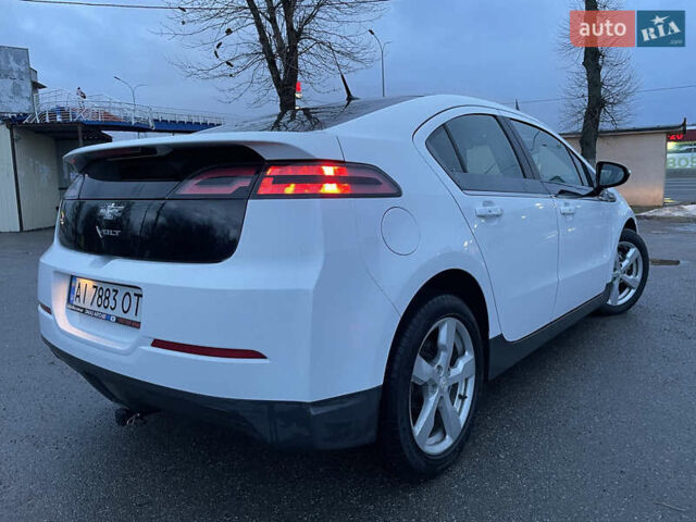 Белый Шевроле Вольт, объемом двигателя 1.4 л и пробегом 196 тыс. км за 10500 $, фото 17 на Automoto.ua