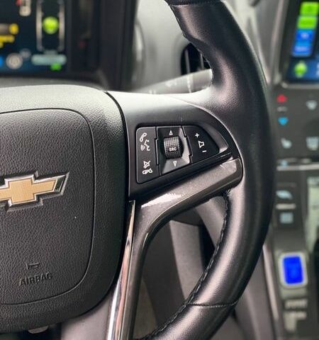 Белый Шевроле Вольт, объемом двигателя 1.4 л и пробегом 232 тыс. км за 9290 $, фото 31 на Automoto.ua