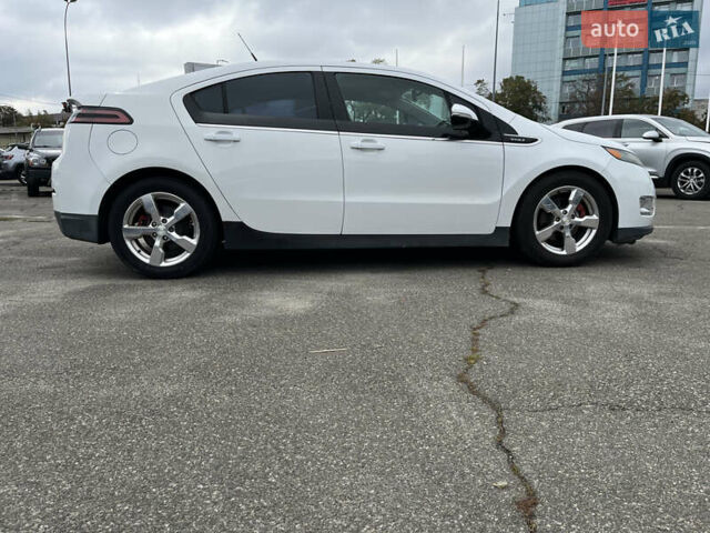 Білий Шевроле Вольт, об'ємом двигуна 1.4 л та пробігом 170 тис. км за 10650 $, фото 12 на Automoto.ua