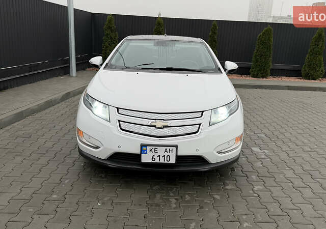 Белый Шевроле Вольт, объемом двигателя 1.4 л и пробегом 170 тыс. км за 8800 $, фото 6 на Automoto.ua